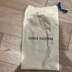 Louis Vuitton shoe bag only one